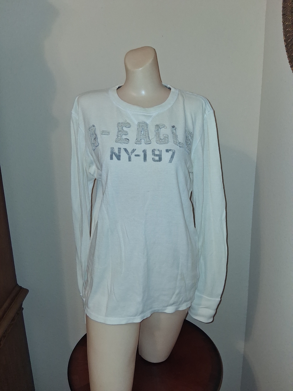 American Eagle Outfitters White Long Sleeve NY-197 Graphic Tee